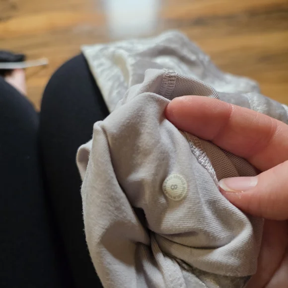 Lululemon Athletica Light White Velvet Joggers - Picture 5 of 5